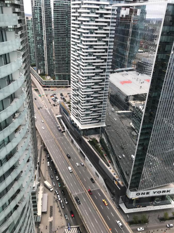 Stylish Condos Toronto Bagian luar foto