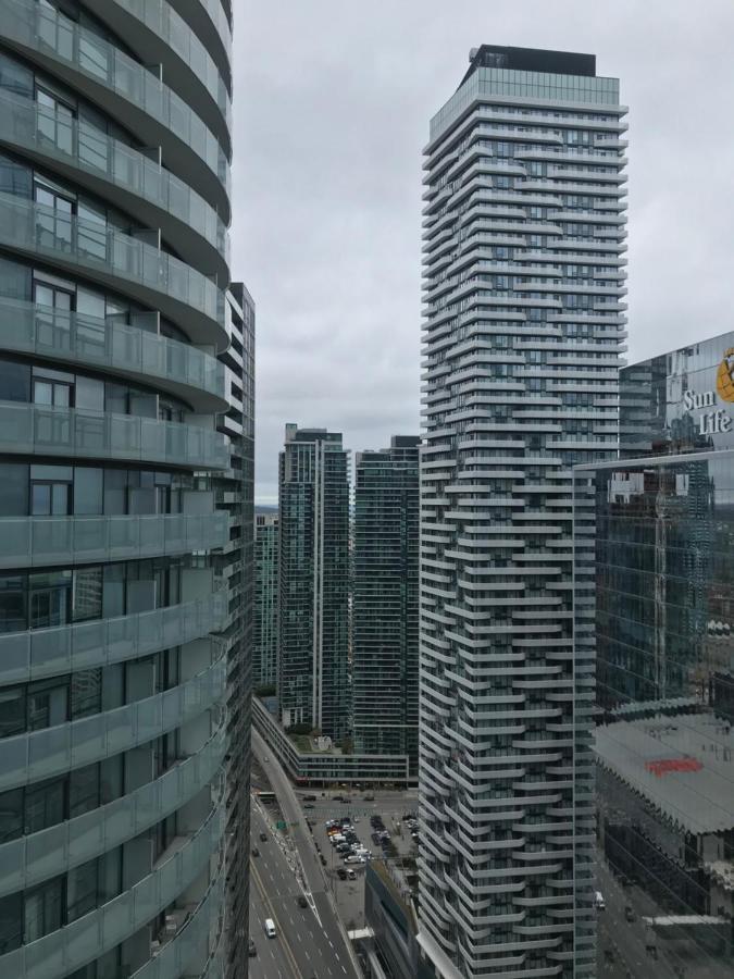 Stylish Condos Toronto Bagian luar foto